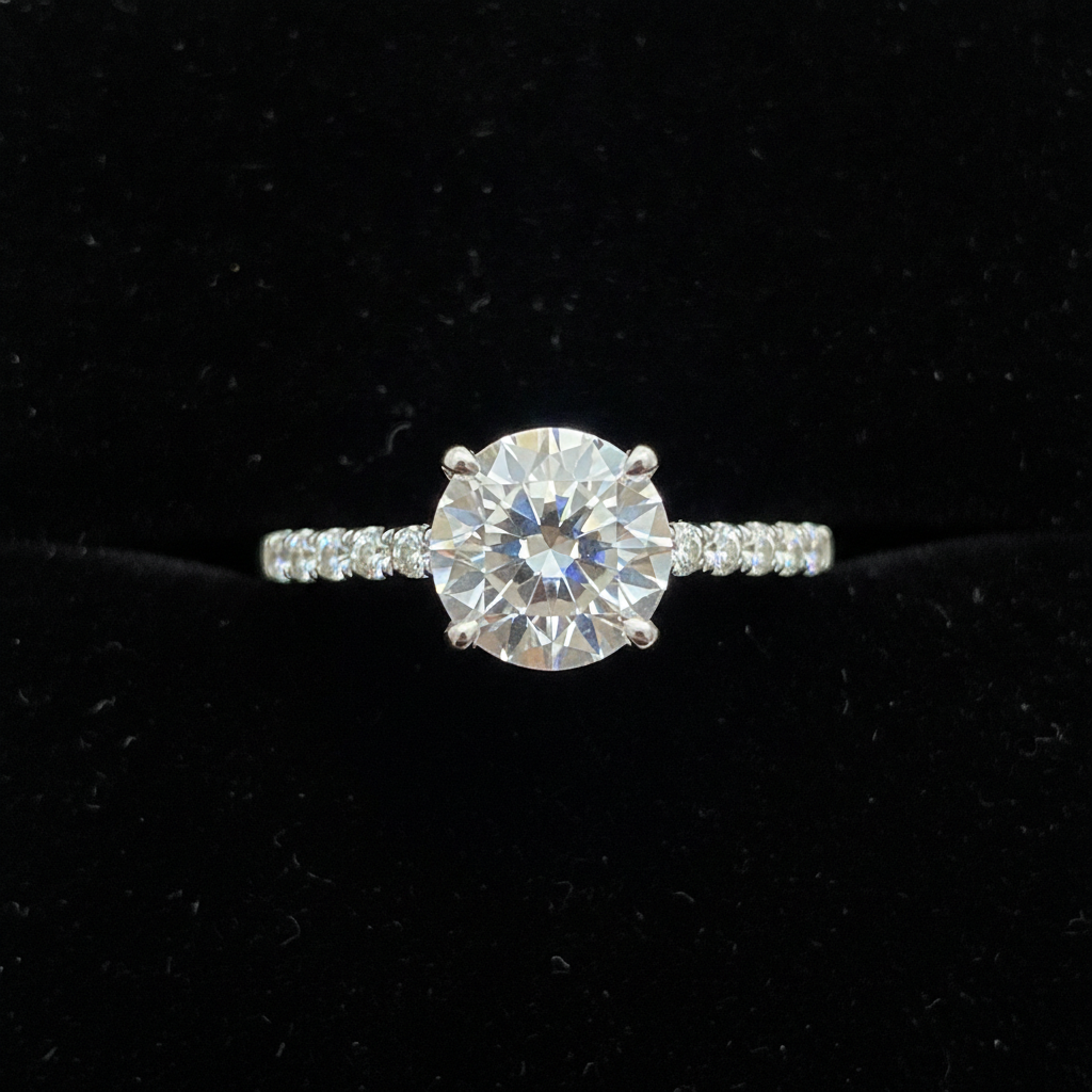Diamond Engagement Rings: A Complete Guide to Choosing, Identifying, and Valuing Your Ring